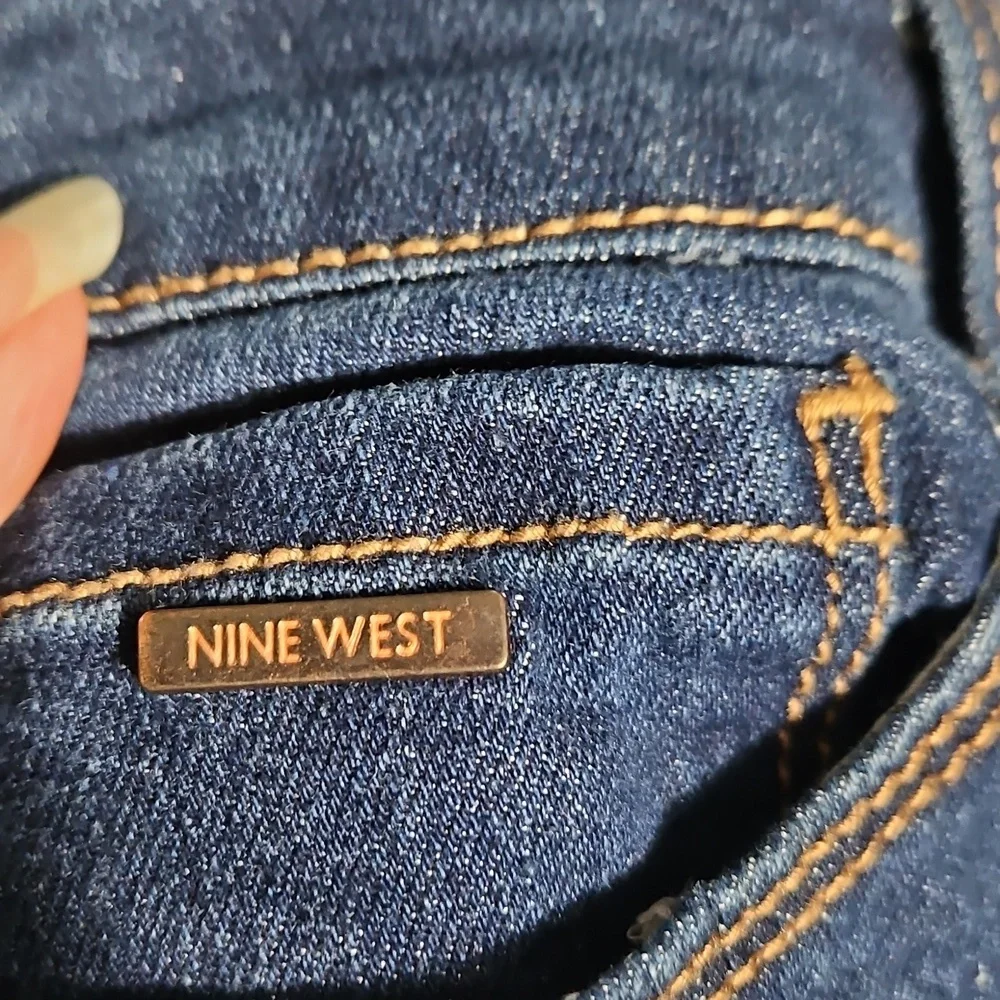 Nine West, Gramercy Slim Straight, Jeans, Size 6 - Picture 6 of 12